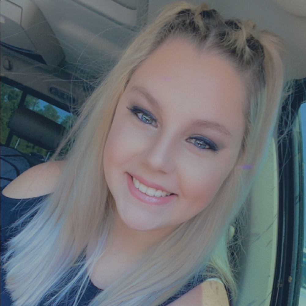 Meet your Posher, Mallory